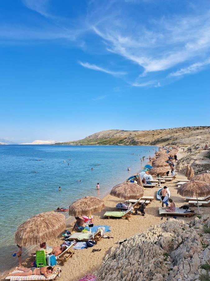 Apartments Loncar-Near Zrce Beach Novalja Eksteriør billede